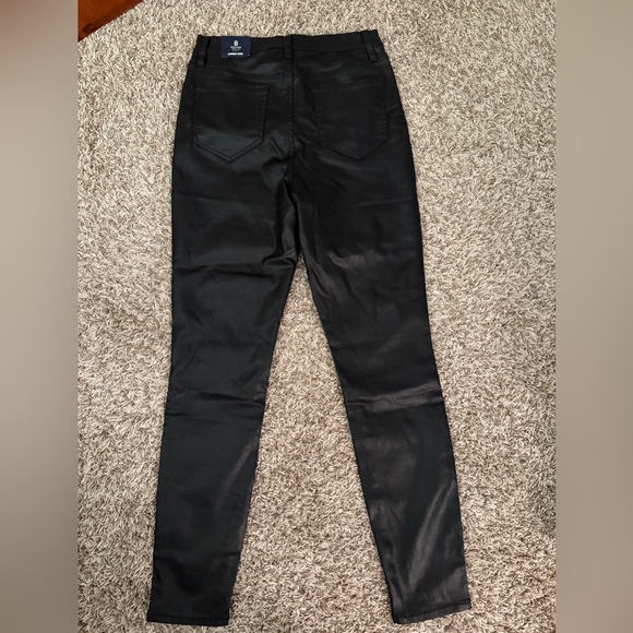 NWT!! Women's High Rise Coated Denim Skinny Jeans - Picture 5 of 10